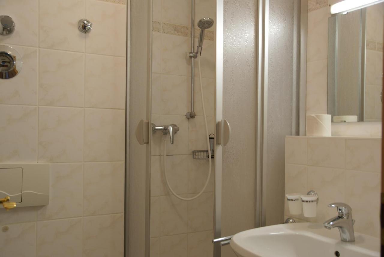 " Residenz Seeblick" Studio 27 Mit Seitlichem Ostseeblick Sellin  المظهر الخارجي الصورة